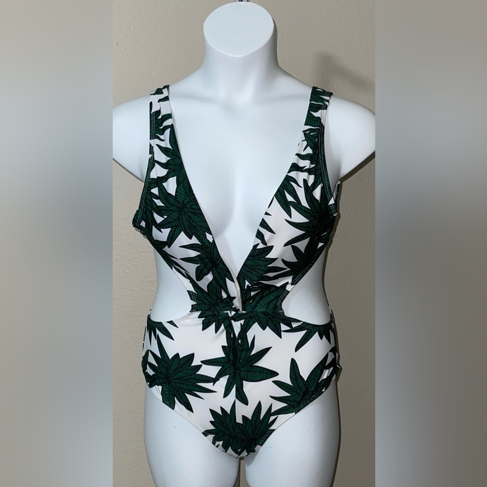 One Piece Green & White Tropical One Piece Swimsuit, NWOT, Size L